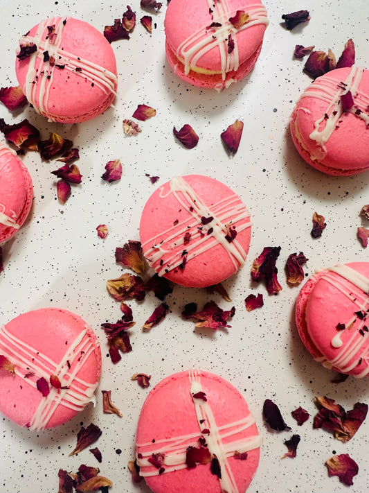 2 Macarons